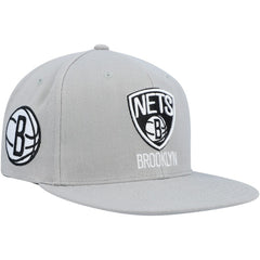 Brooklyn Nets Side Core 2.0 Snapback Hat Gray | Mitchell & Ness