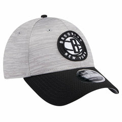 Brooklyn Nets Active Digi-Tech Two-Tone 9FORTY Adjustable Hat Heather Gray/Black | New Era Near Me