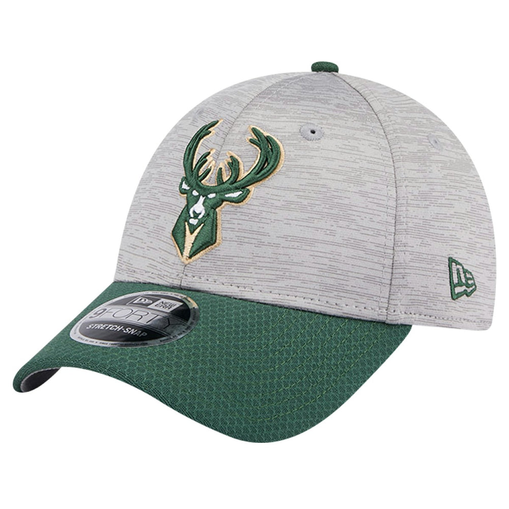 Milwaukee Bucks Active Digi-Tech Two-Tone 9FORTY Adjustable Hat Heather Gray/Hunter Green | New Era