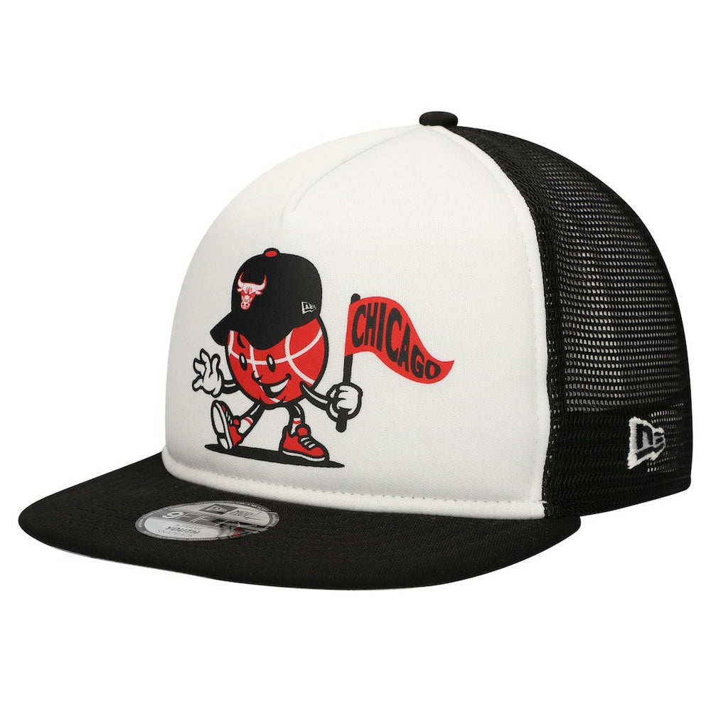 Chicago Bulls Youth Court Sport Mascot 9FIFTY Snapback Hat White/Black | New Era outlet