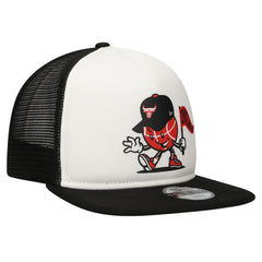 Chicago Bulls Youth Court Sport Mascot 9FIFTY Snapback Hat White/Black | New Era outlet