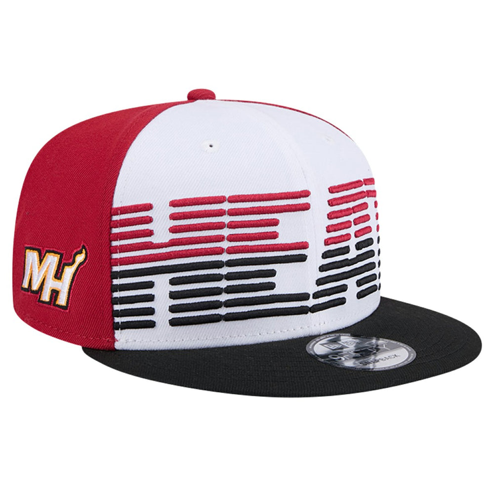Miami Heat Throwback Gradient Tech Font 9FIFTY Snapback Hat White/Black | New Era online