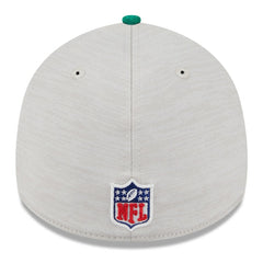 Philadelphia Eagles New Era 2024 Sideline Historic 39THIRTY Flex Hat Stone/Midnight Green