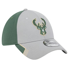 Milwaukee Bucks Active Trim 39THIRTY Flex Hat Gray/Hunter Green | New Era US