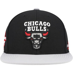 Chicago Bulls Core Snapback Hat Black/Gray | Mitchell & Ness