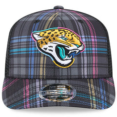 Jacksonville Jaguars New Era 2024 NFL Crucial Catch Plaid 9SEVENTY Trucker Snapback Hat Black