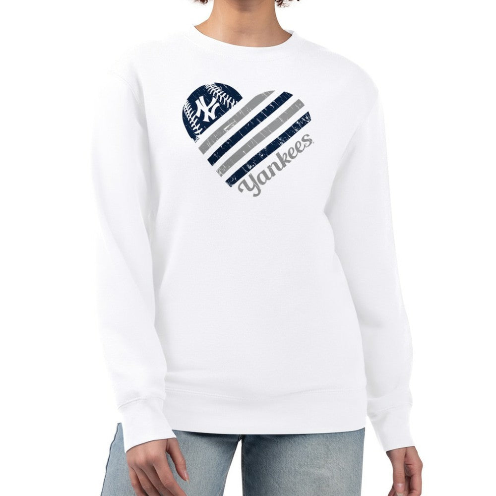 New York Yankees G-III 4Her by Carl Banks Women's Heart Logo Fleece Pullover Sweatshirt - White - MLB Lifestyle