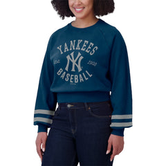New York Yankees WEAR by Erin Andrews Women's Vintage Washed Cropped Pullover Sweatshirt - Navy - MLB Discount