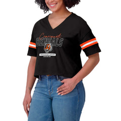 Cincinnati Bengals WEAR by Erin Andrews Women's Color Block Boxy Modest Crop V-Neck T-Shirt Black