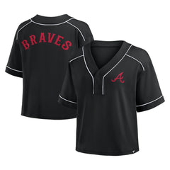 Atlanta Braves Fanatics Women's Oversized Champ Game Cropped V-Neck T-Shirt - Black - Fanatics Lifestyle