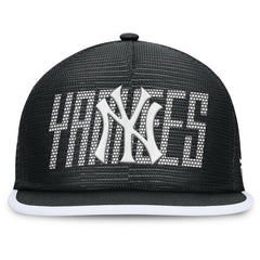 New York Yankees Fanatics Let's Glow Line Drive Snapback Hat - Black - Fanatics Sale