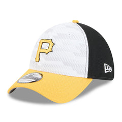 Pittsburgh Pirates New Era 2025 MLB Clubhouse 39THIRTY Flex Hat - Black/Gold - New Era Discount