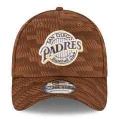 San Diego Padres New Era 2025 MLB Clubhouse 39THIRTY Flex Hat - Brown - New Era on Sale