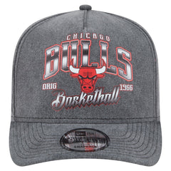 Chicago Bulls Throwback Washed Pre-Curved 9FIFTY Snapback Hat Charcoal | New Era Lifestyle