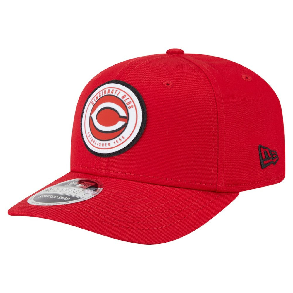 Cincinnati Reds New Era Circle Patch 9SEVENTY Stretch-Snap Hat - Red - New Era Sale