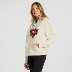 Fanatics Chicago Bears Women's Dove Legacy Pullover Hoodie Cream