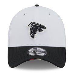 Atlanta Falcons New Era 2025 NFL Training Camp 39THIRTY Flex Hat White/Black