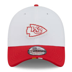 Kansas City Chiefs New Era 2025 NFL Training Camp 39THIRTY Flex Hat White/Red