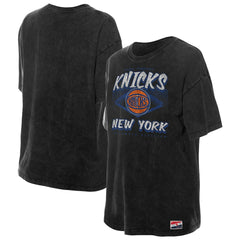 New York Knicks Women's Throwback Mineral Wash Oversized T-Shirt Black | New Era Lifestyle
