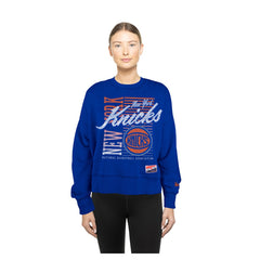 New York Knicks Women's Boxy Throwback Mineral Wash Sweatshirt Blue | New Era for sale