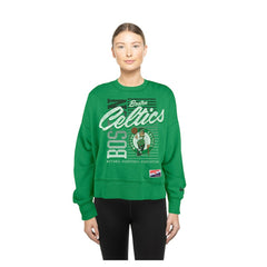 Boston Celtics Women's Boxy Throwback Mineral Wash Sweatshirt Kelly Green | New Era Lifestyle