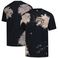 New York Knicks Injection Bleached Out Raw Edge Oversized T-Shirt Black | New Era online