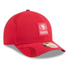 San Francisco 49ers New Era Youth 2025 Sideline 9FORTY Adjustable Hat Scarlet