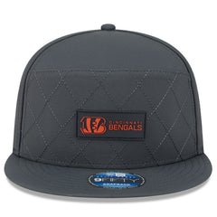 Cincinnati Bengals New Era 2025 Sideline Cold Weather Split Panel 9FIFTY Snapback Hat Charcoal