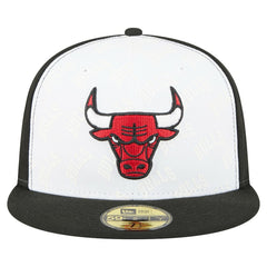 Chicago Bulls Repeat 59Fifty Fitted Hat White/Black | New Era Near Me