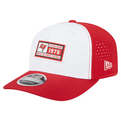 Tampa Bay Buccaneers New Era Established Patch 9SEVENTY Adjustable Hat White/Red