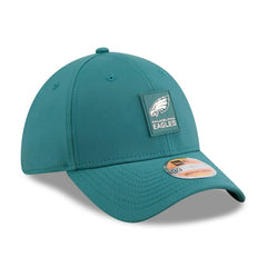 Philadelphia Eagles New Era 2025 Sideline 39THIRTY Flex Hat Midnight Green