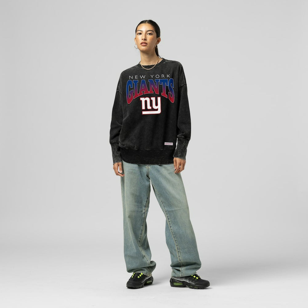 Mitchell & Ness New York Giants Women's Delineate Mineral Wash Crewneck Sweatshirt Black