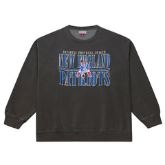 Mitchell & Ness New England Patriots Downtown Crew Vintage Logo Sweatshirt Black
