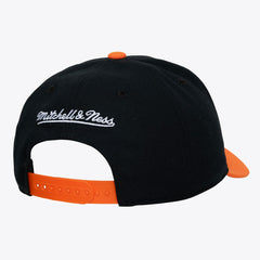 New York Knicks Hardwood Classics Legendary Away Pro-Pinch Adjustable Hat Black | Mitchell & Ness Lifestyle