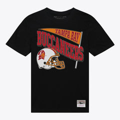Mitchell & Ness Tampa Bay Buccaneers Women's Team Dynamic Boyfriend T-Shirt Black