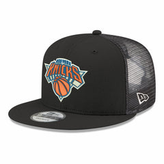 New York Knicks Core Logo Meshback 9FIFTY Snapback Hat Black | New Era Lifestyle