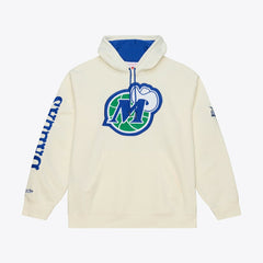 Dallas Mavericks Hardwood Classics Chainstitch Premium Fleece Hoodie for sale Cream | Mitchell & Ness US
