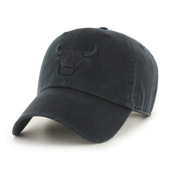 Chicago Bulls '47 Black on Black Clean Up Adjustable Hat | 47 brand US