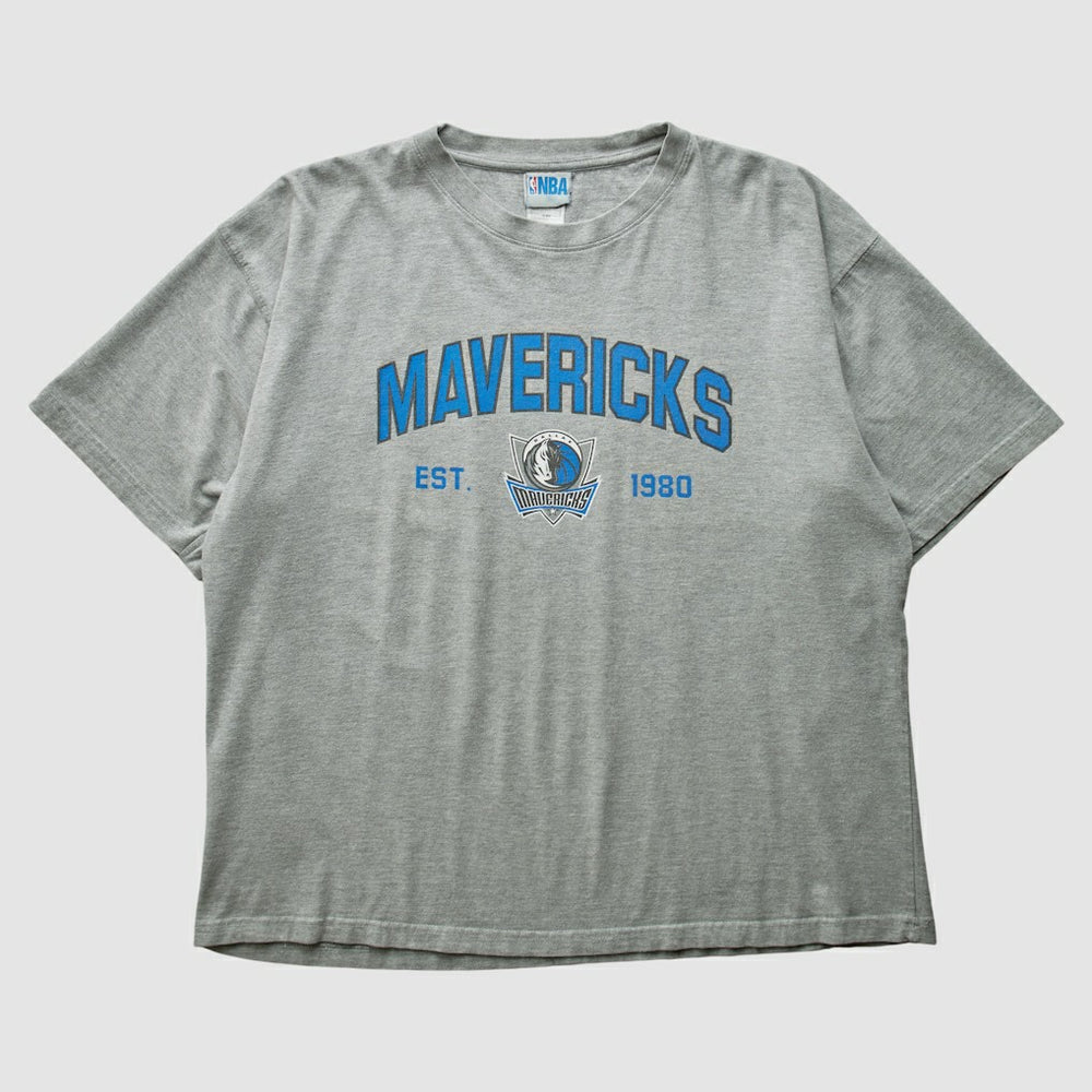 Dallas Mavericks NBA 2000s T-shirt for sale Heather Gray Vintage | Vintage US