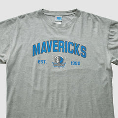 Dallas Mavericks NBA 2000s T-shirt for sale Heather Gray Vintage | Vintage US