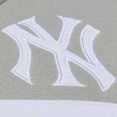 New York Yankees Mitchell & Ness Cooperstown Collection Thunderstorm Head Coach Hoodie - Gray - Mitchell & Ness on Sale