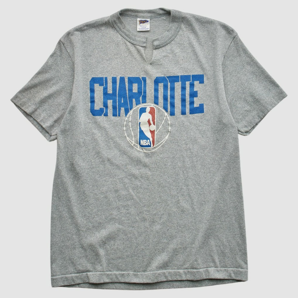 Charlotte Hornets Trench 90s T-shirt Heather Gray Vintage | Vintage US