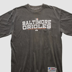 Baltimore Orioles Majestic 2000s T-shirt - Charcoal - Vintage - Fanatics on Sale