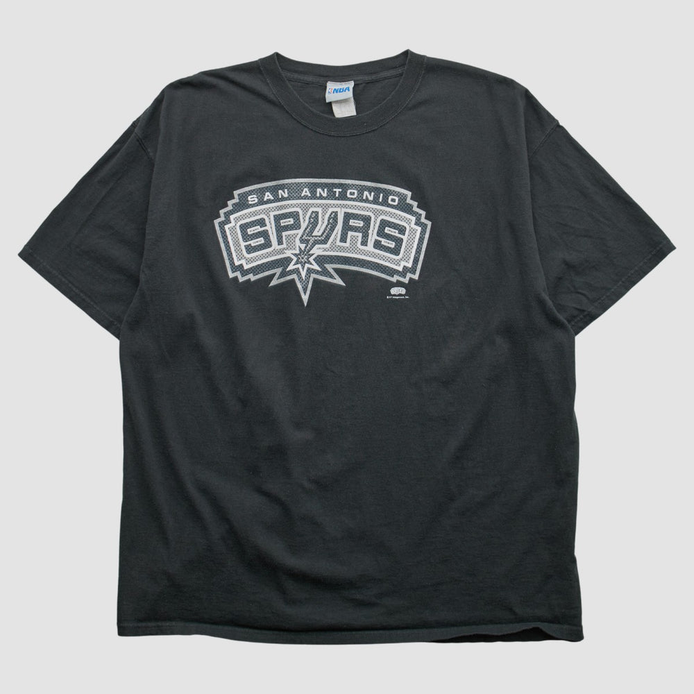 San Antonio Spurs NBA 2000s T-shirt Black Vintage | Vintage Lifestyle