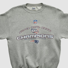 Fanatics New England Patriots Lee Sport 2002 Pullover Sweatshirt Heather Gray Vintage