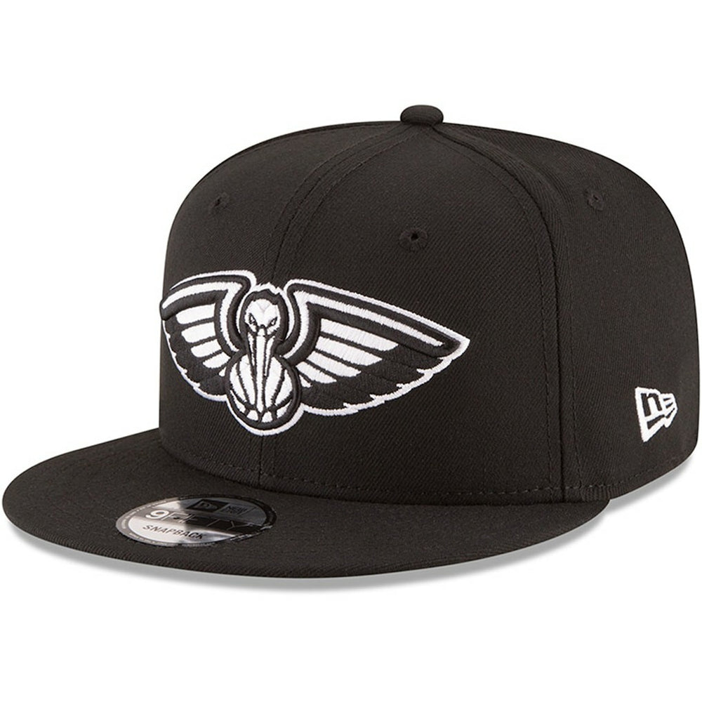 New Orleans Pelicans Black & White Logo 9FIFTY Adjustable Snapback Hat Black | New Era US