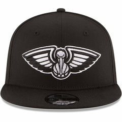 New Orleans Pelicans Black & White Logo 9FIFTY Adjustable Snapback Hat Black | New Era US