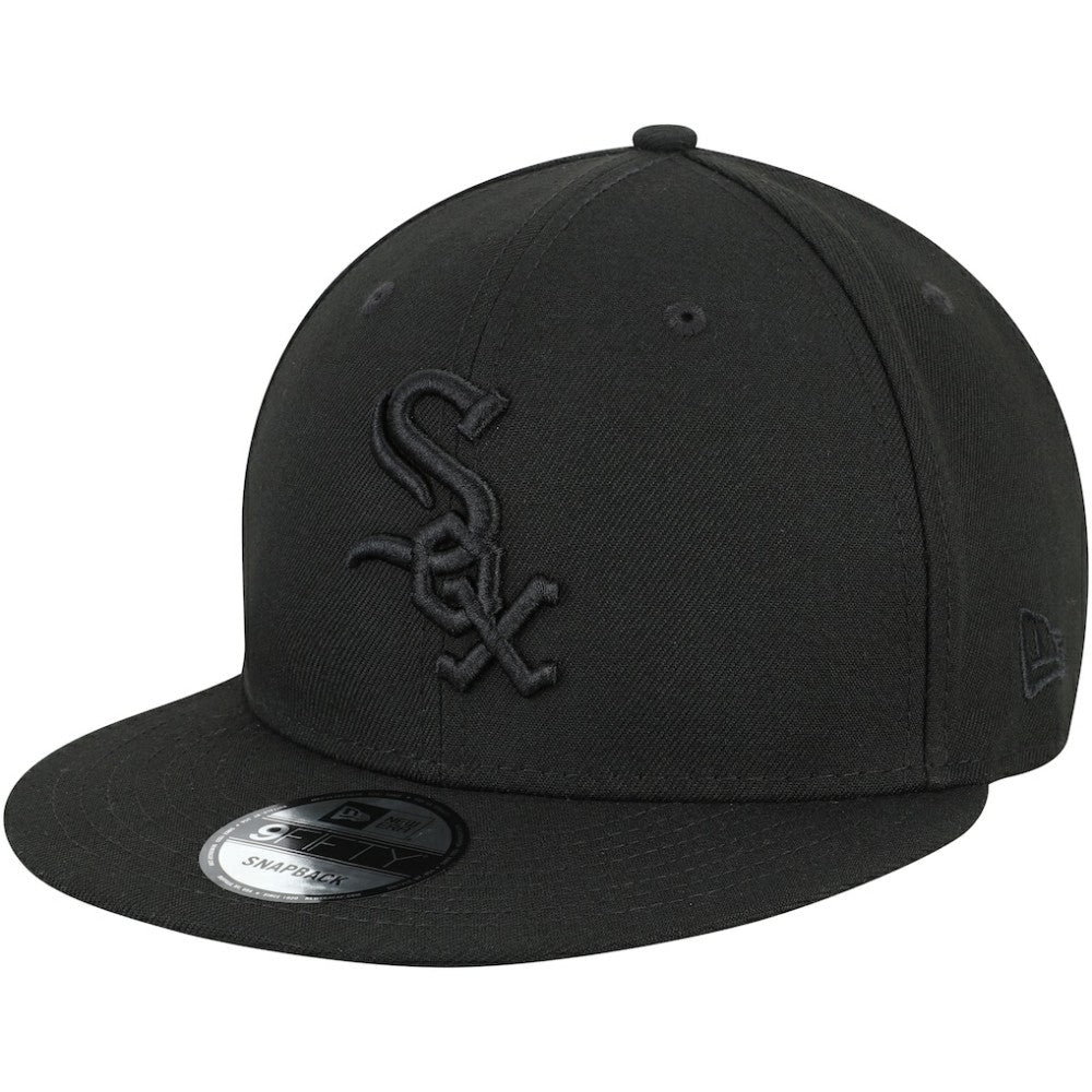 Chicago White Sox New Era Black on Black 9FIFTY Team Snapback Adjustable Hat - Black - New Era Discount