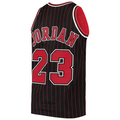 Michael Jordan Chicago Bulls 1996/97 Hardwood Classics Authentic Jersey for sale Black | Mitchell & Ness outlet