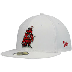 Tampa Bay Buccaneers New Era Omaha Alternate Logo 59FIFTY Fitted Hat White